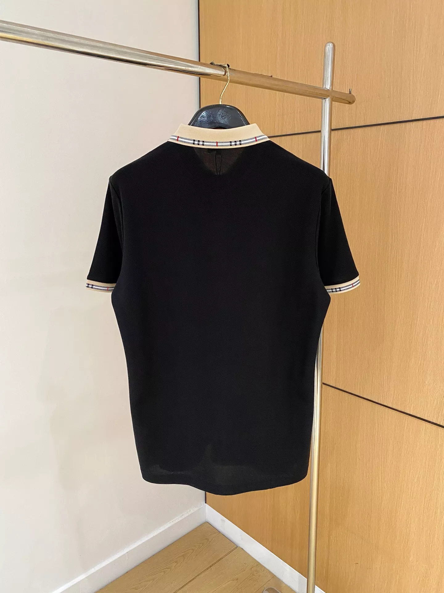WellDesigned 4916 Burberry T-Shirts Short Sleeved For Men