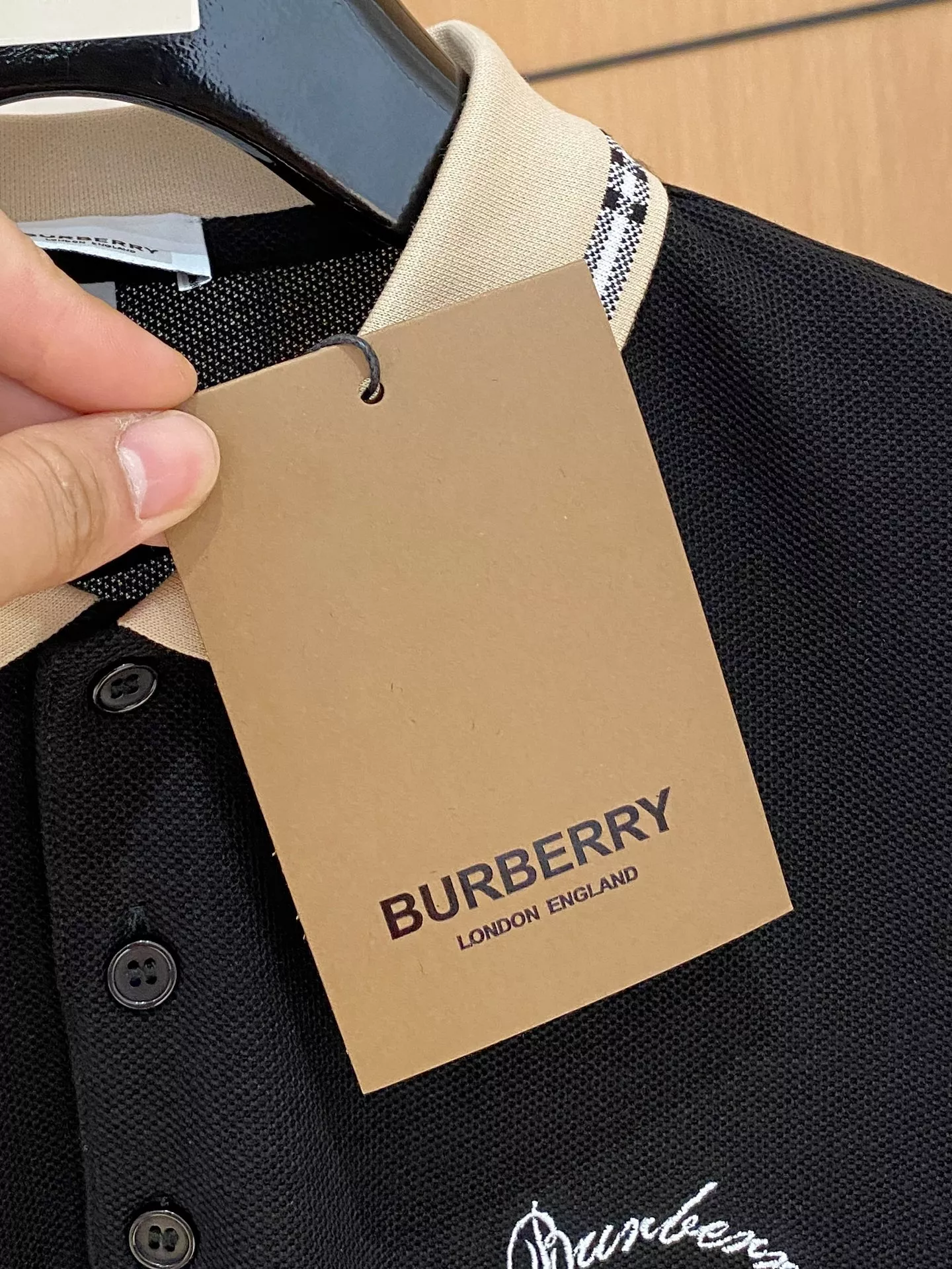 WellDesigned 4916 Burberry T-Shirts Short Sleeved For Men