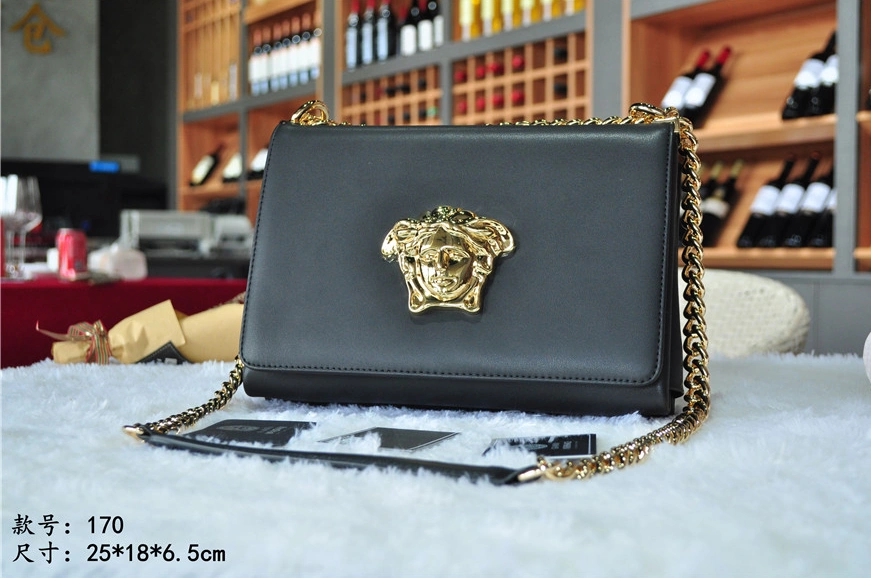 WellDesigned 4967 Versace AAA Quality Messenger Bags