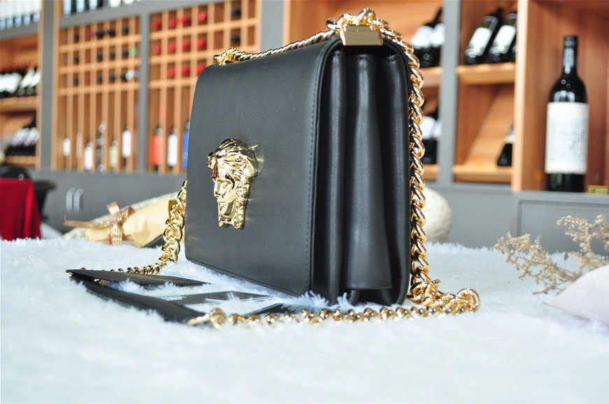 WellDesigned 4967 Versace AAA Quality Messenger Bags