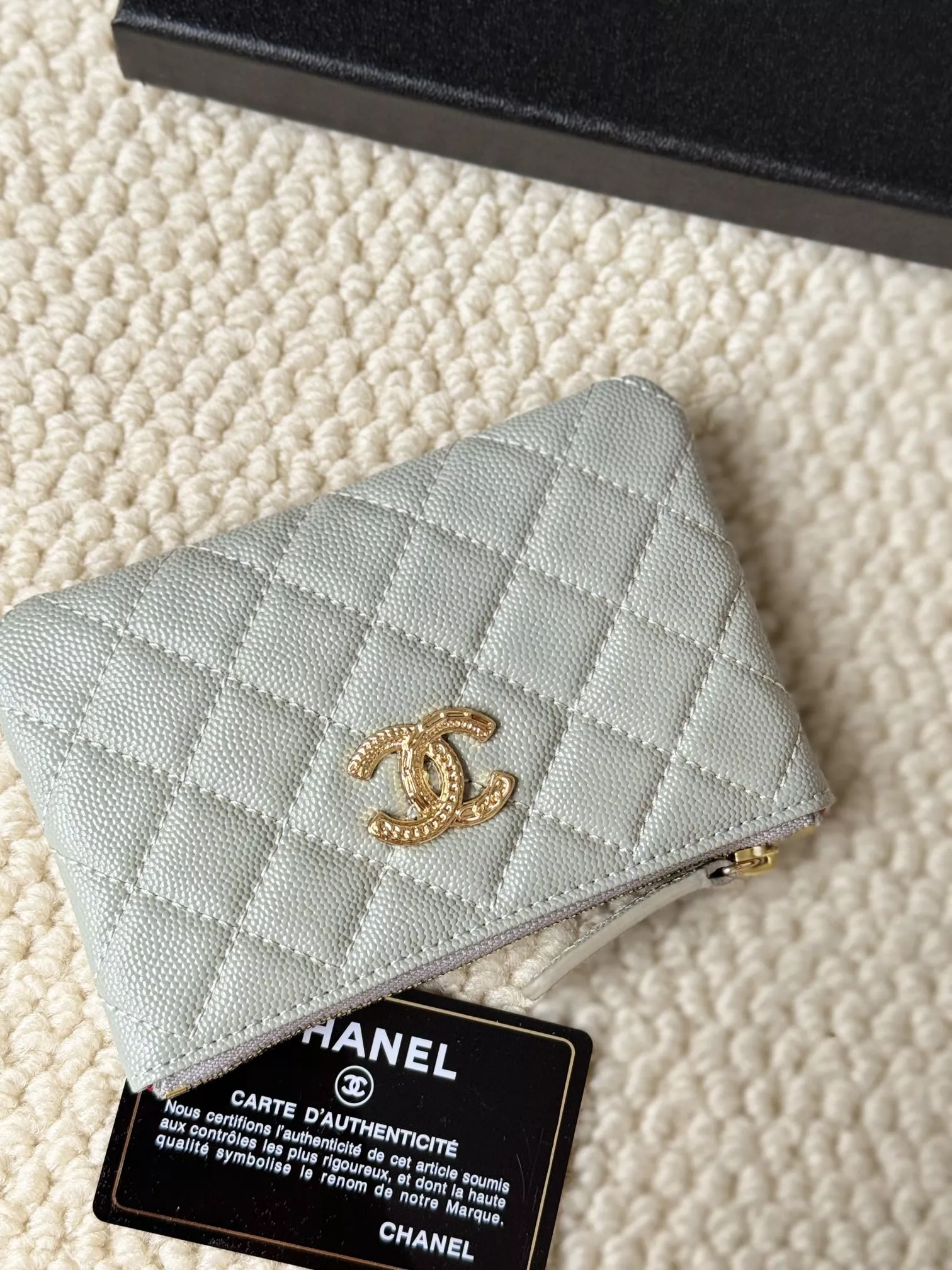 WellDesigned 5072 Chanel Card Case