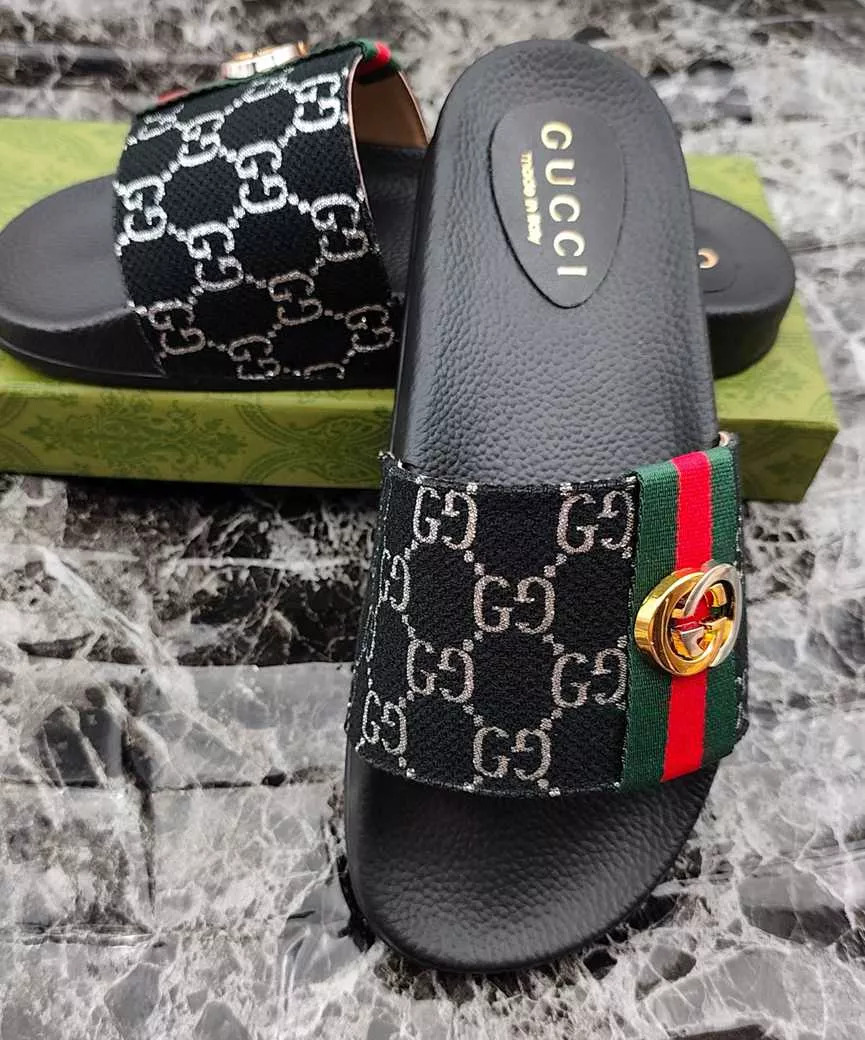 WellDesigned 5073 Gucci Slippers For Men
