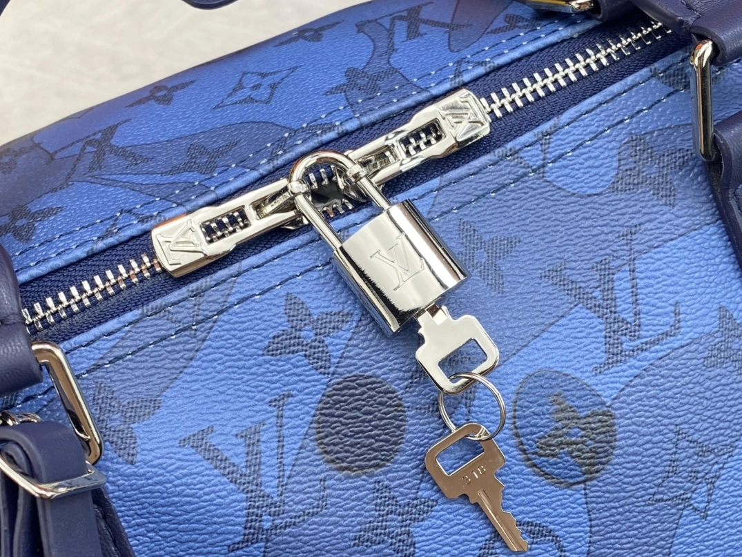 WellDesigned 5132 Louis Vuitton Travel Bags For Unisex