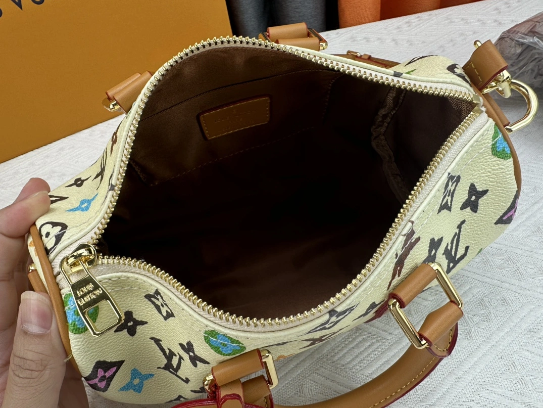 WellDesigned 5180 Louis Vuitton AAA Quality Handbags For Women