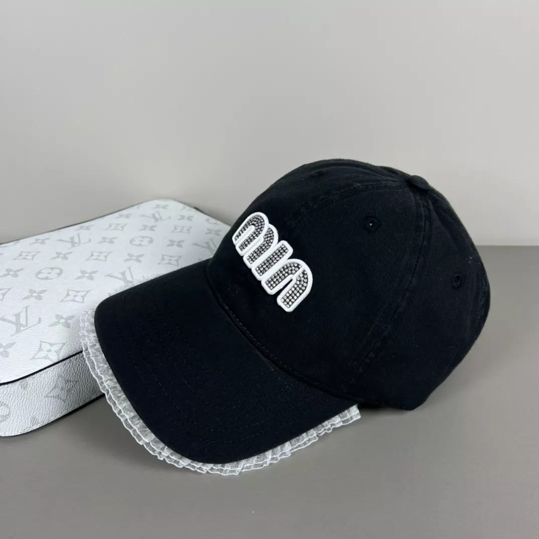 WellDesigned 5188 MIU MIU Caps