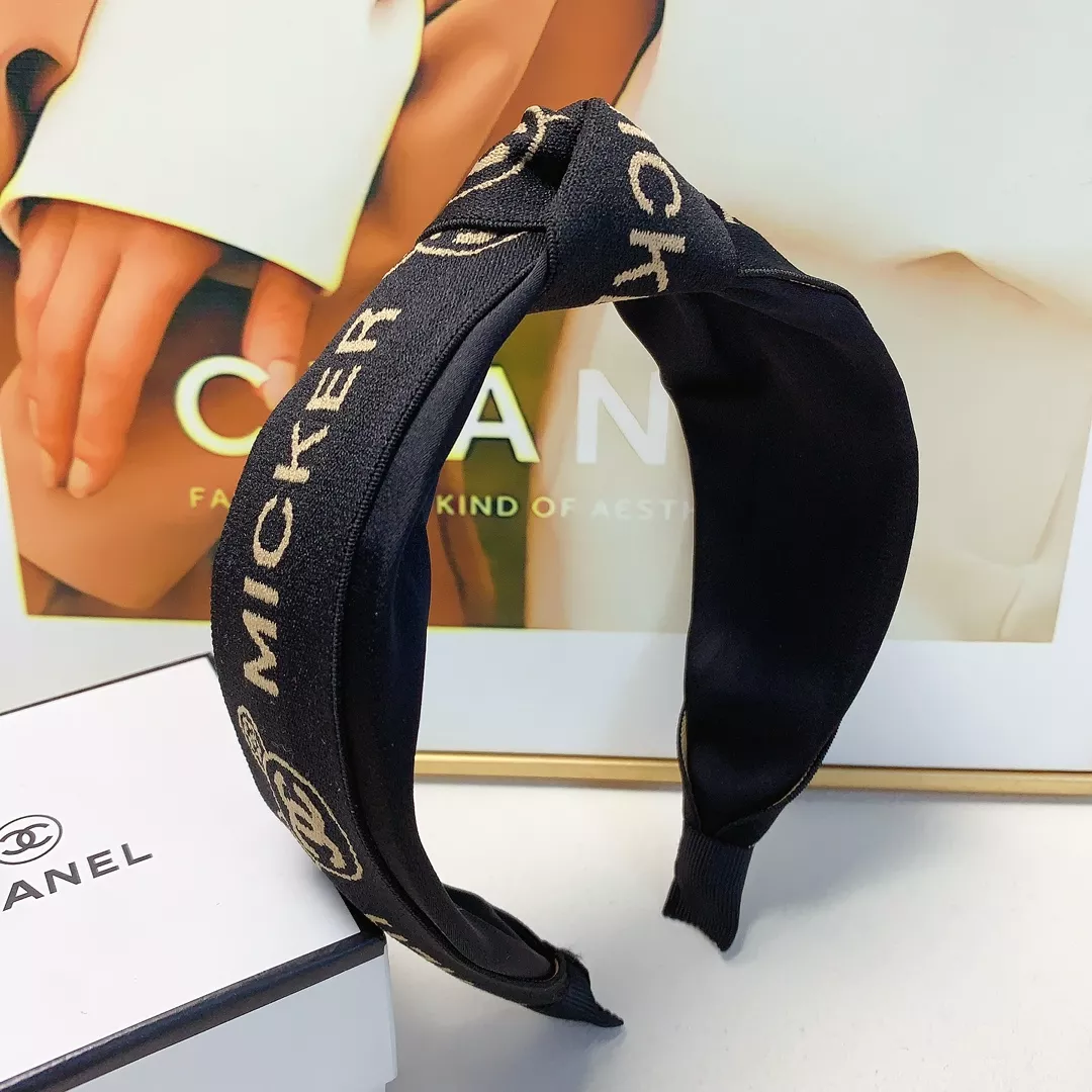 WellDesigned 5204 Chanel Headband For Women