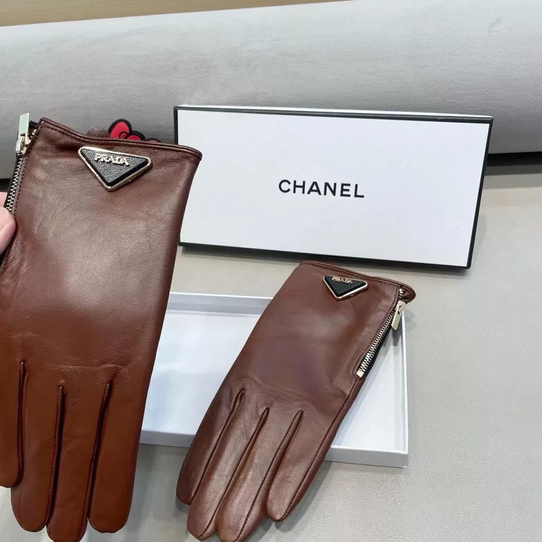 WellDesigned 5230 Prada Gloves For Women
