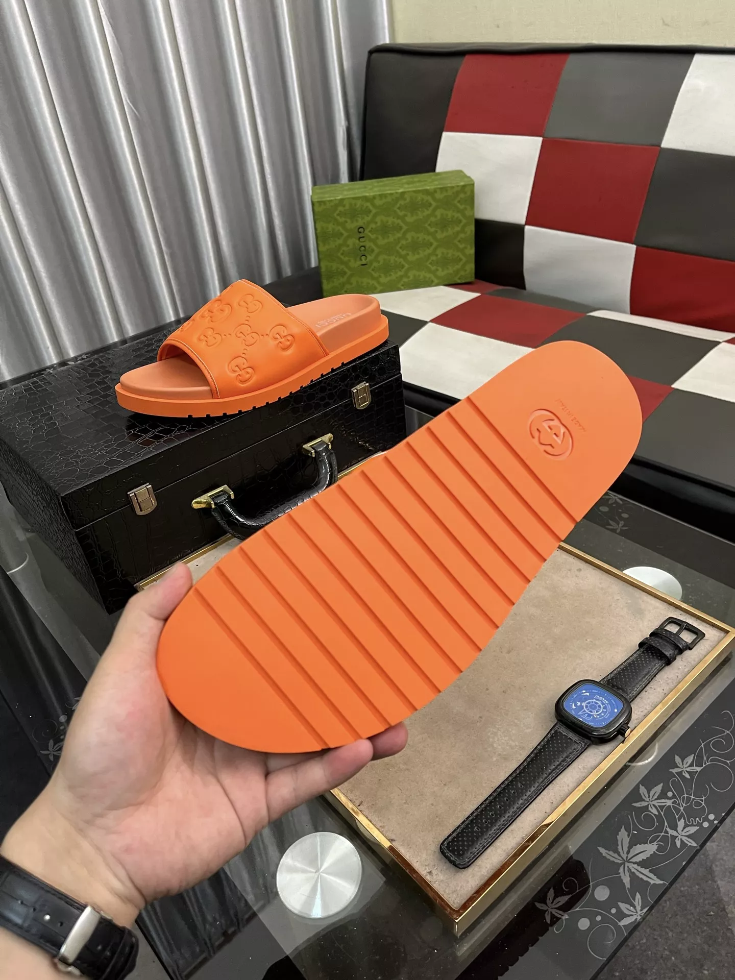 WellDesigned 5259 Gucci Slippers For Men
