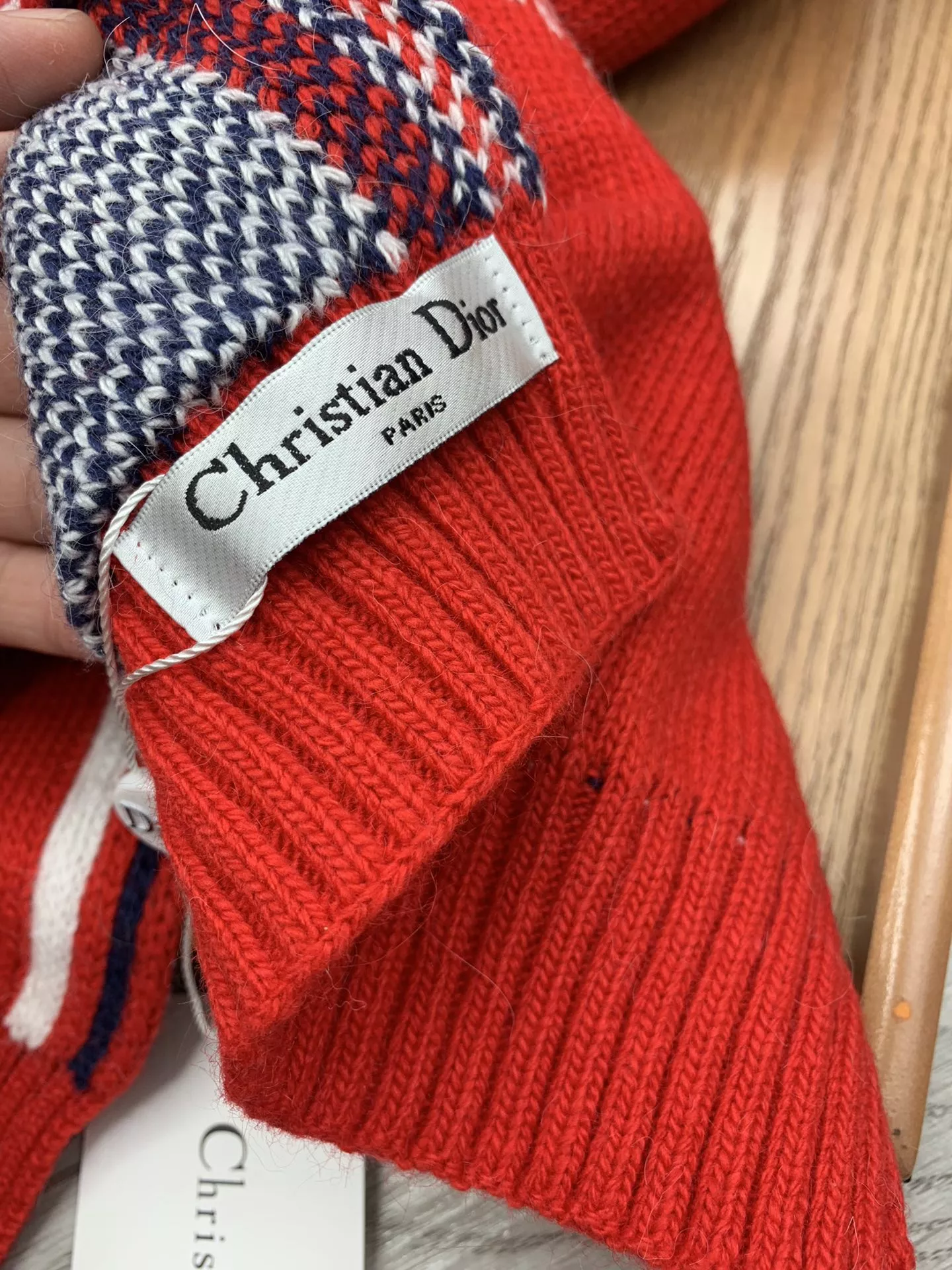 WellDesigned 5282 Christian Dior Hat and Scarf Set