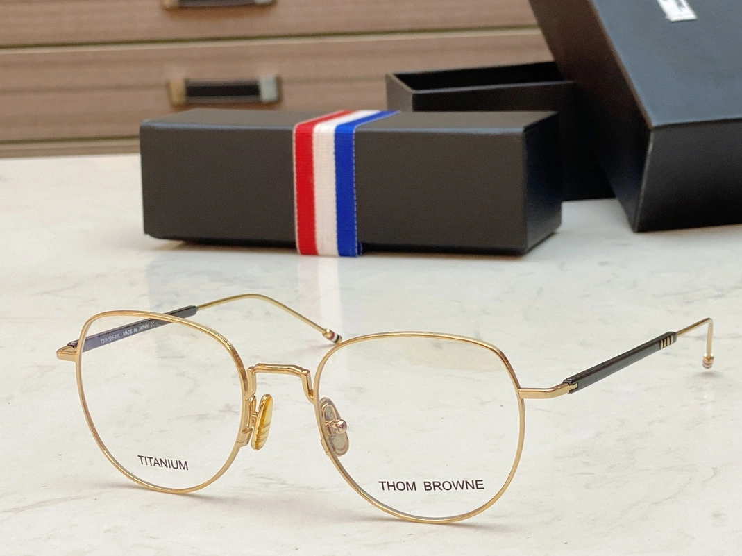 WellDesigned 5302 Thom Browne Goggles