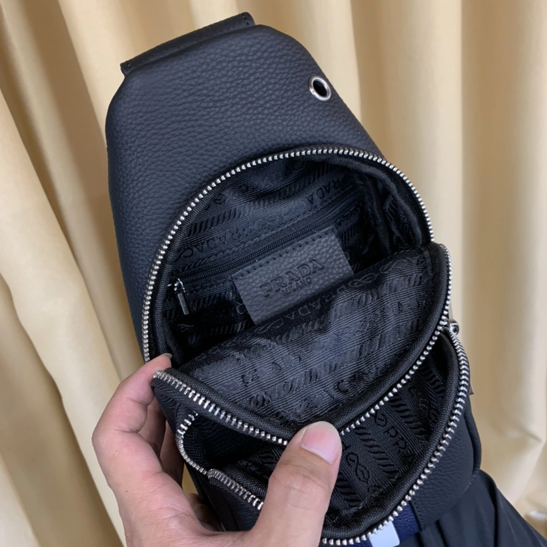 WellDesigned 5480 Prada AAA Man Messenger Bags