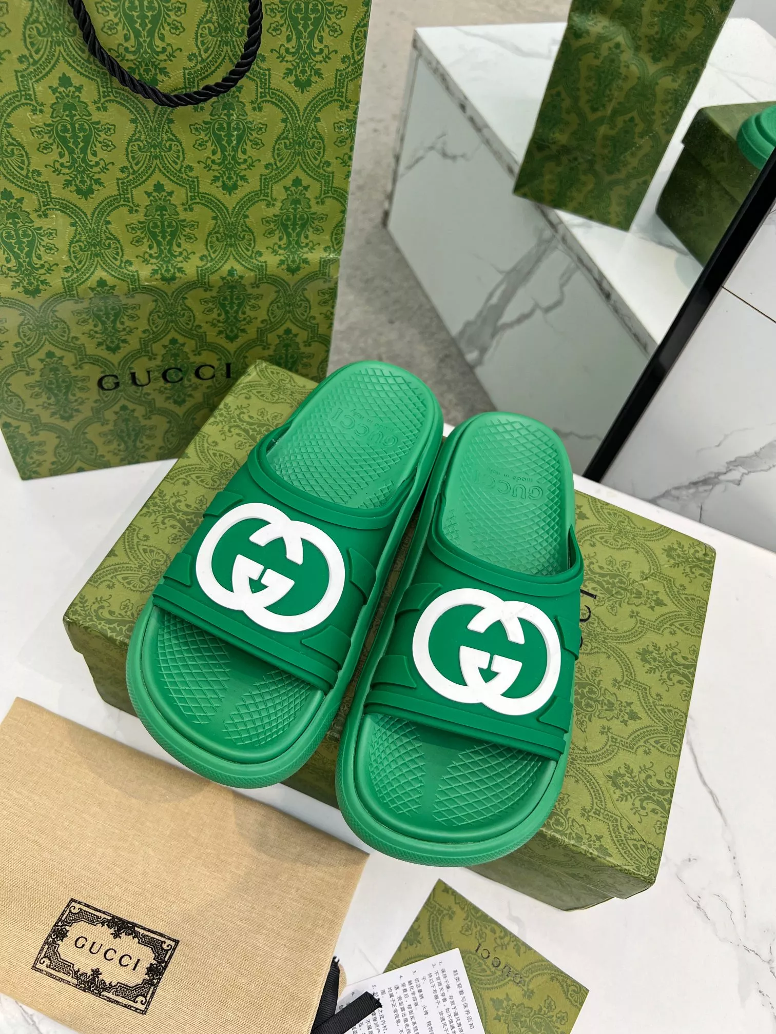 WellDesigned 5824 Gucci Slippers For Men