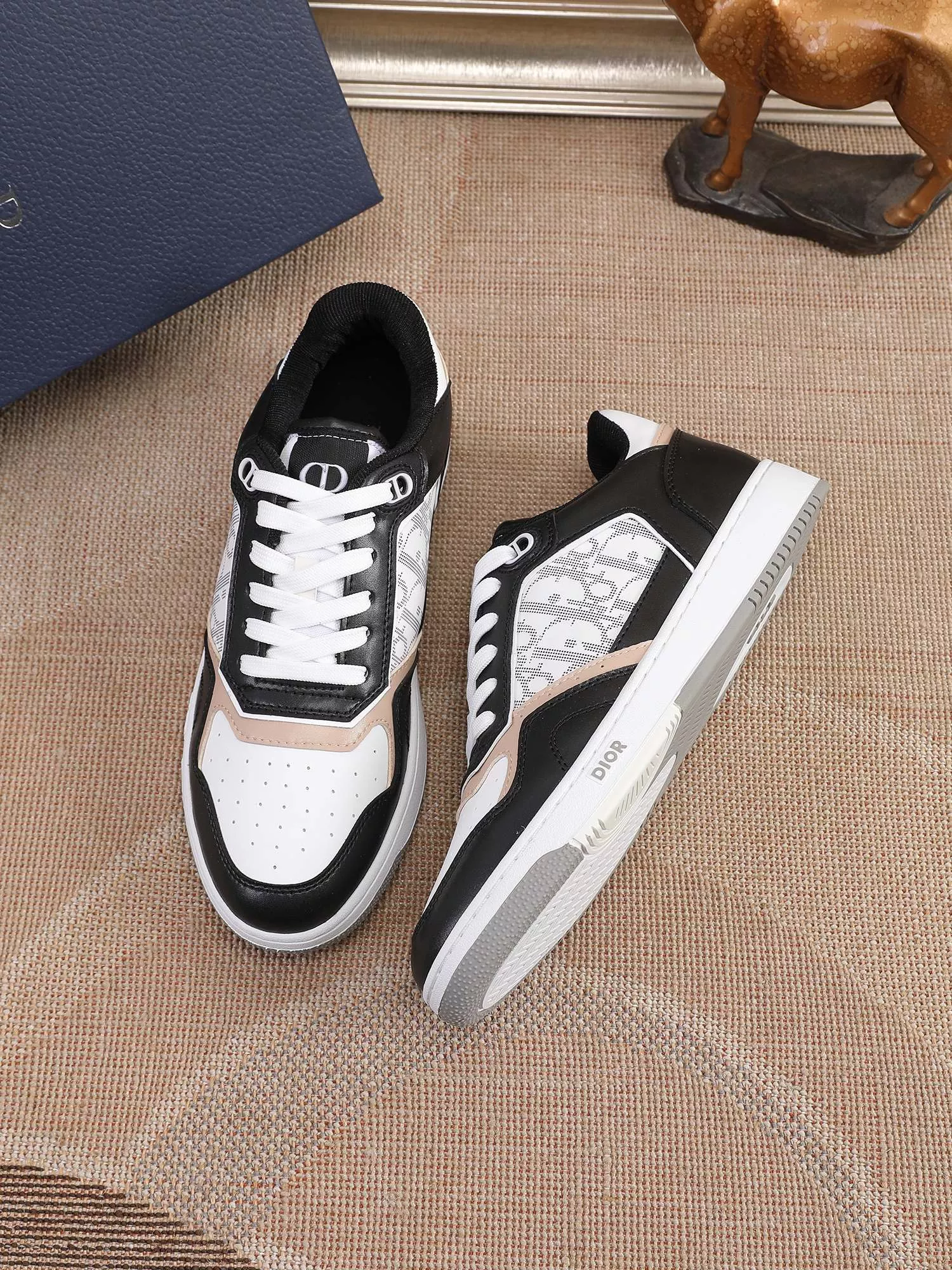 WellDesigned 5835 Christian Dior Casual Shoes For Men