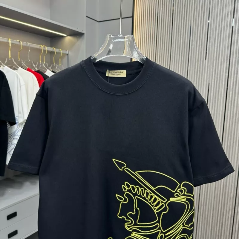 WellDesigned 5863 Burberry T-Shirts Short Sleeved For Unisex