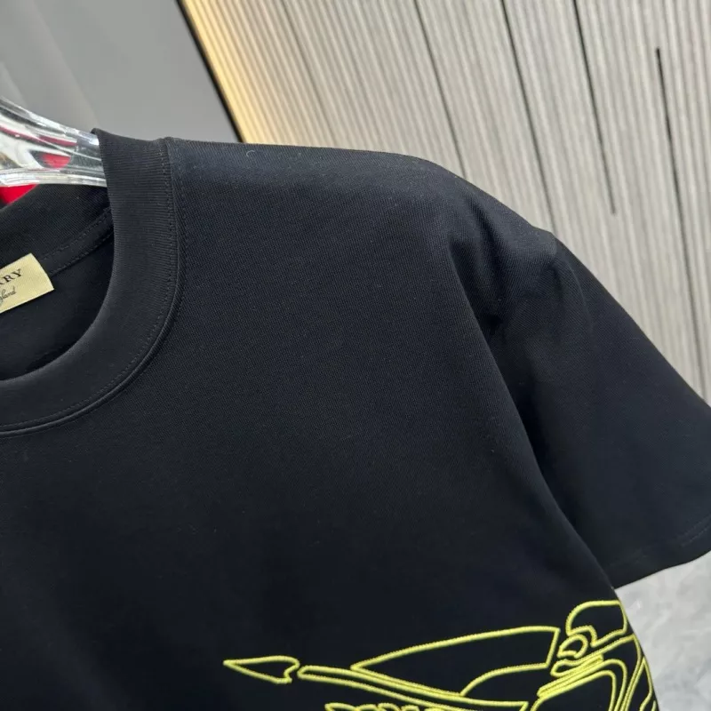 WellDesigned 5863 Burberry T-Shirts Short Sleeved For Unisex