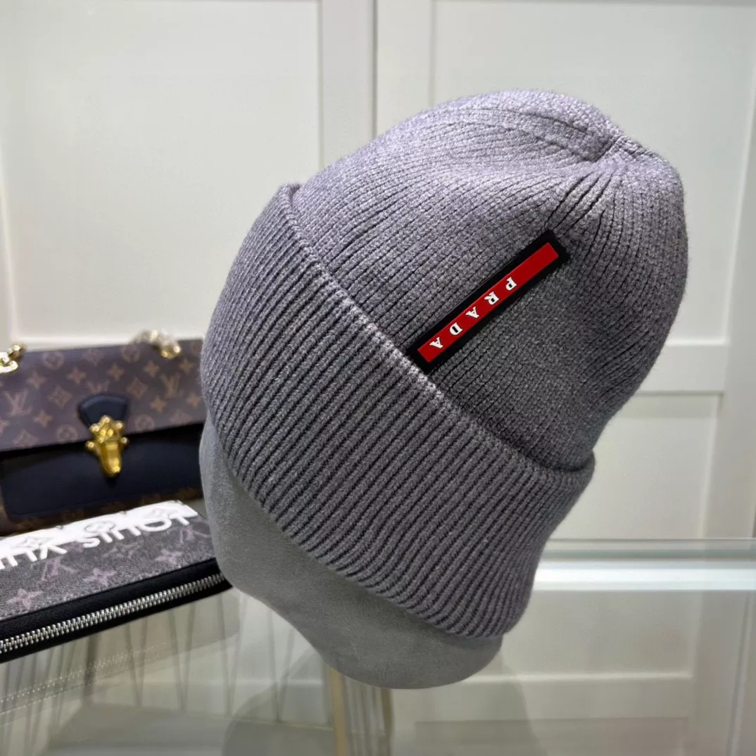 WellDesigned 5880 Prada Caps