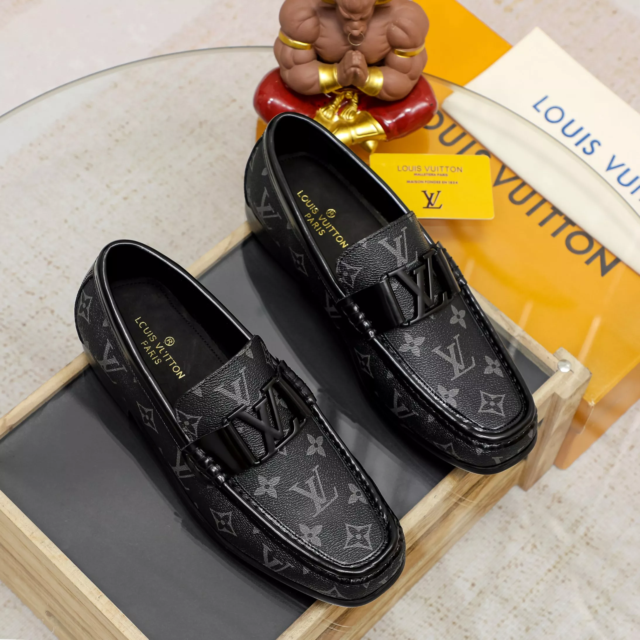 WellDesigned 5904 Louis Vuitton LV Oxfords Shoes For Men