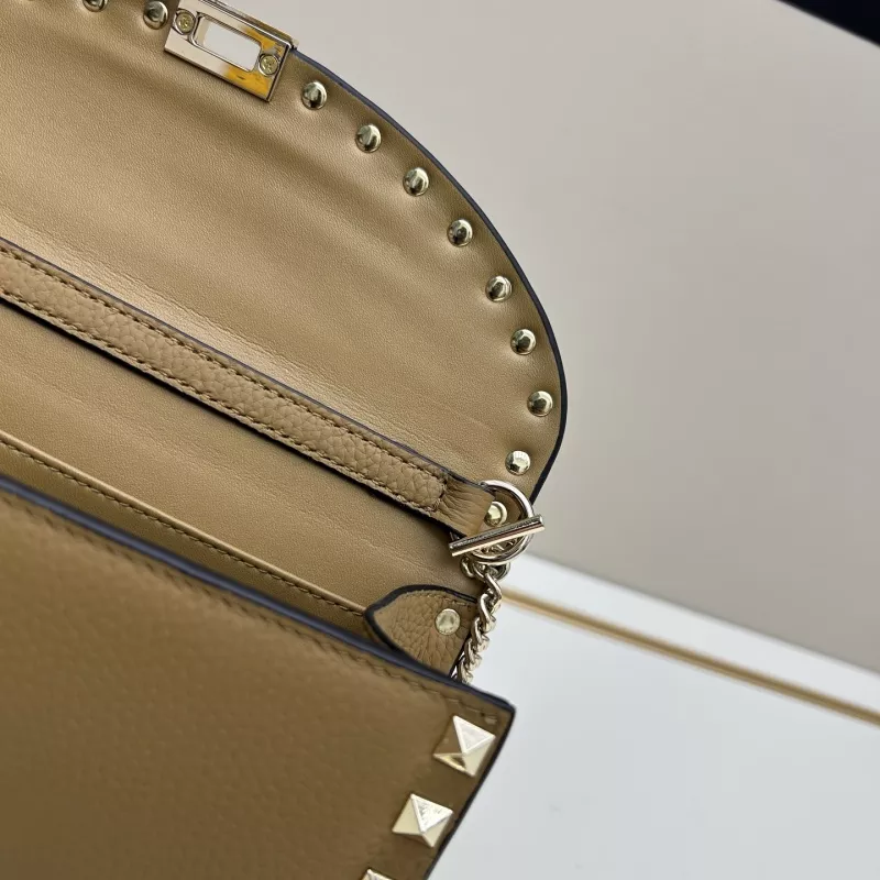WellDesigned 5967 Valentino AAA Quality Messenger Bags For Women