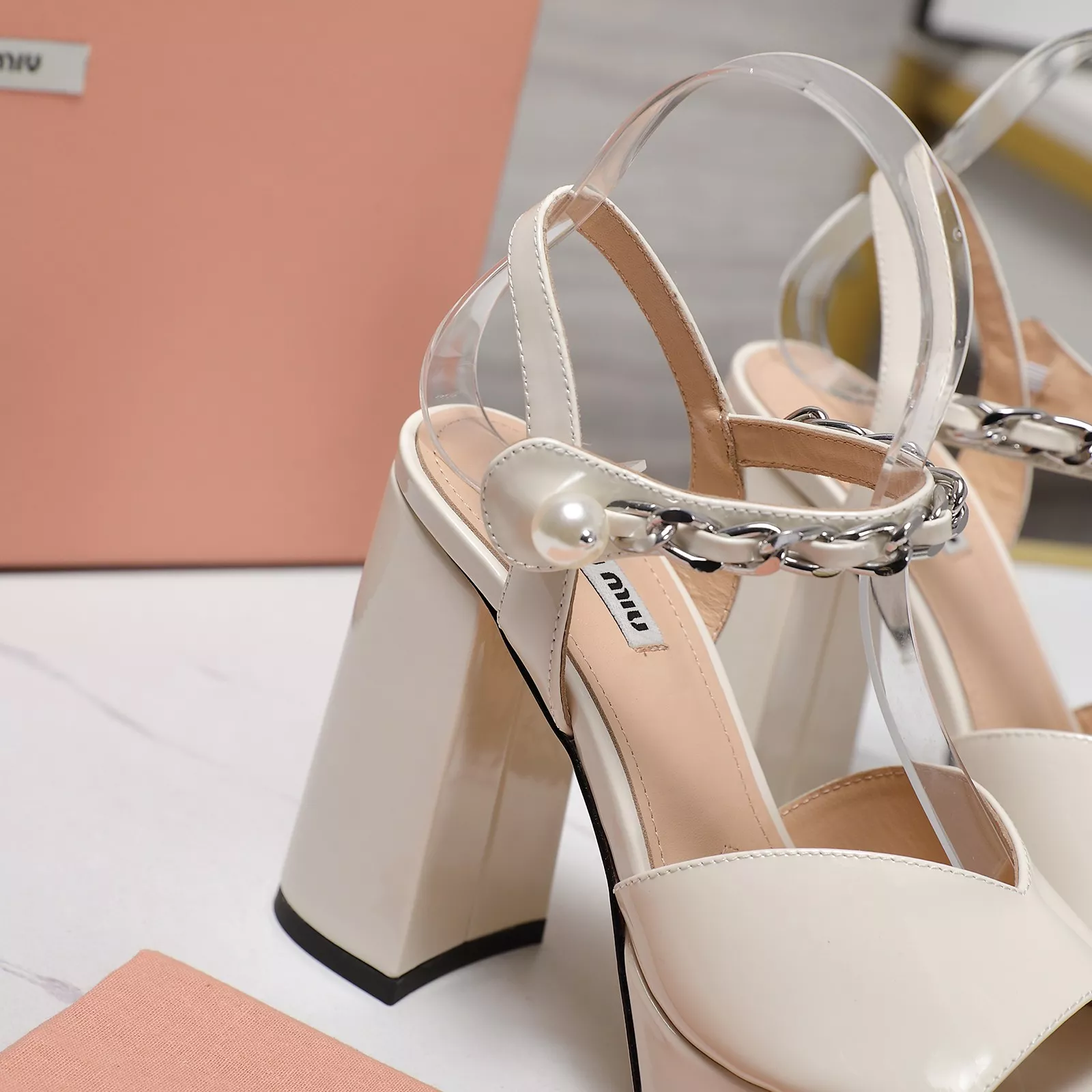 WellDesigned 600 MIU MIU Sandal For Women