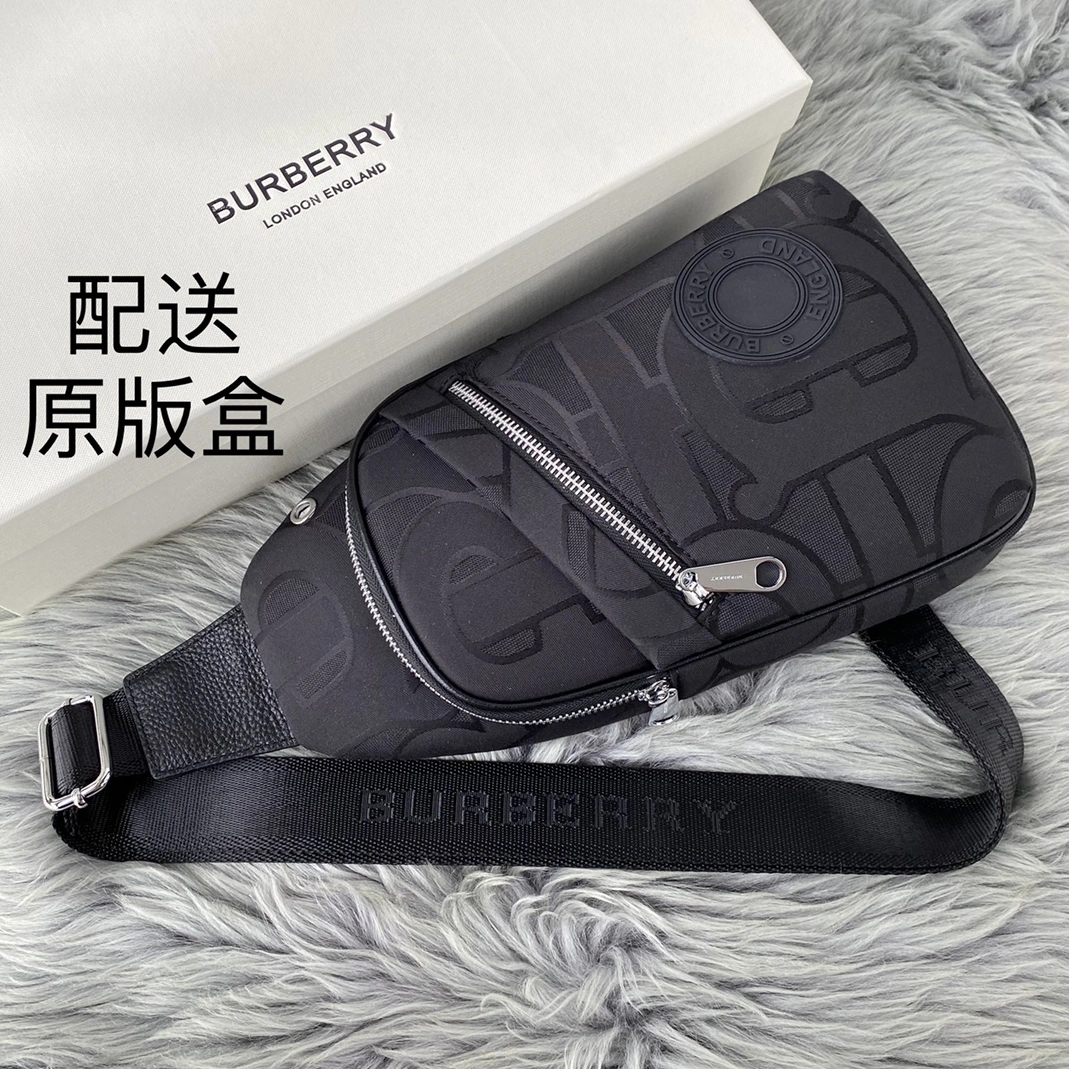 WellDesigned 6072 Burberry AAA Man Messenger Bags
