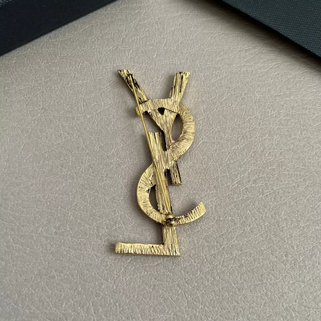 WellDesigned 6075 Yves Saint Laurent Brooches For Women