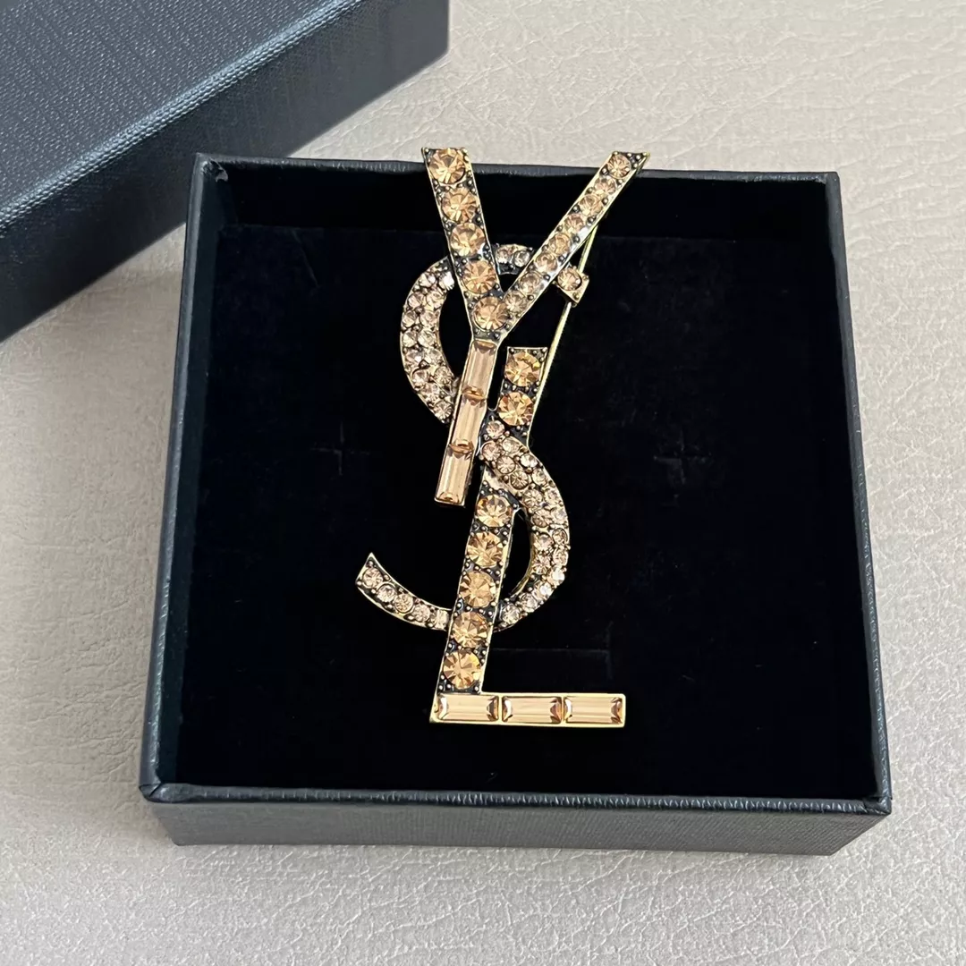 WellDesigned 6075 Yves Saint Laurent Brooches For Women