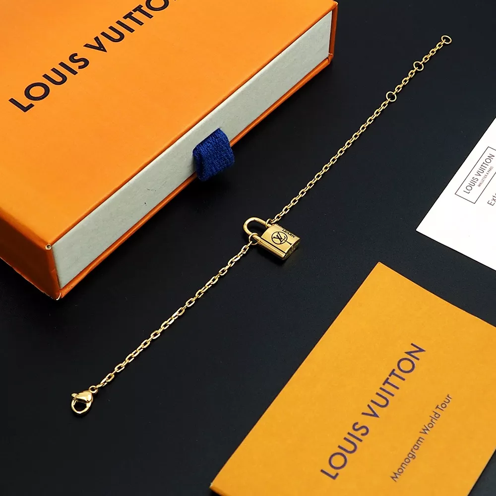 WellDesigned 6191 Louis Vuitton LV Bracelets