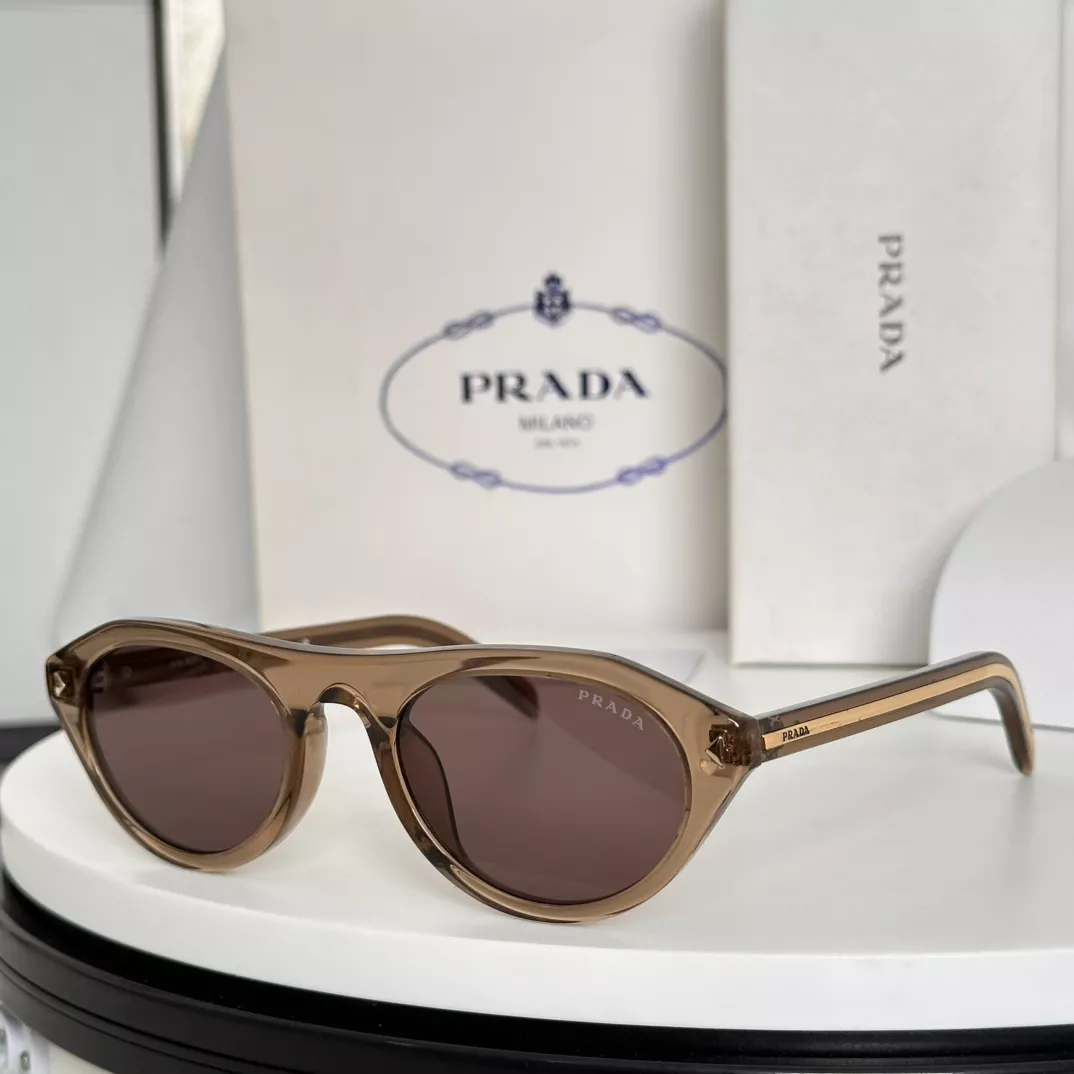 WellDesigned 6472 Prada AAA Quality Sunglasses