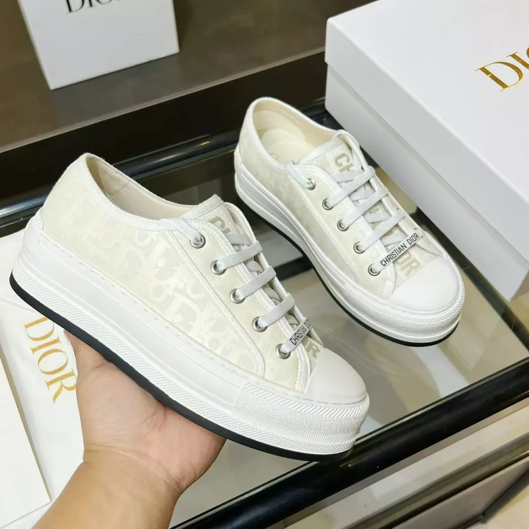 WellDesigned 6533 Christian Dior Casual Shoes For Women