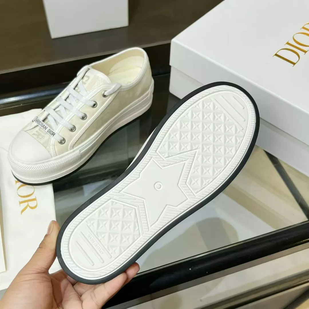 WellDesigned 6533 Christian Dior Casual Shoes For Women