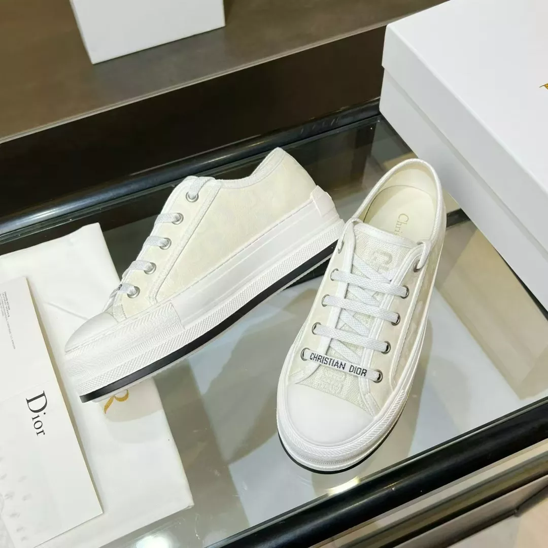 WellDesigned 6533 Christian Dior Casual Shoes For Women