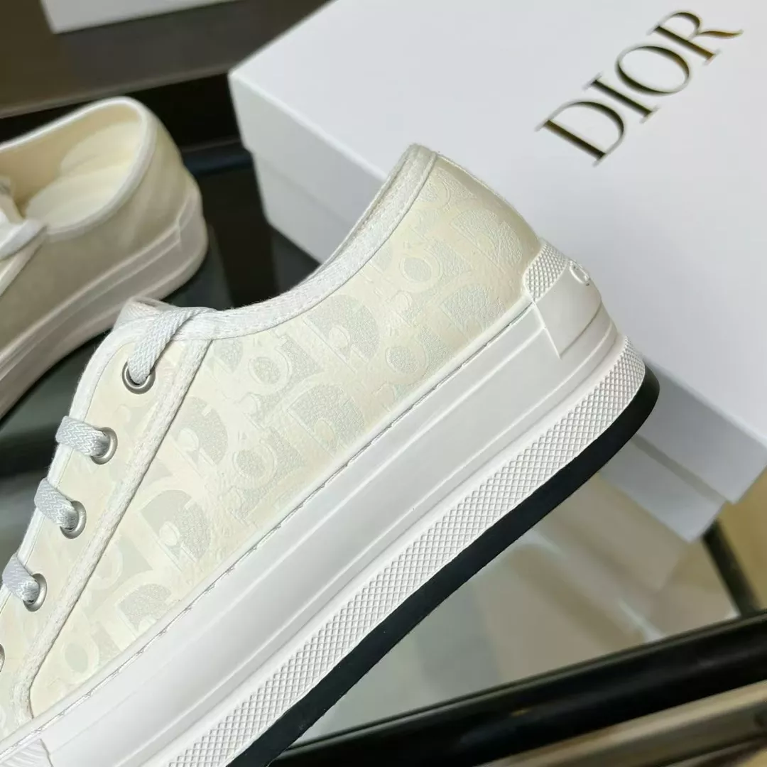 WellDesigned 6533 Christian Dior Casual Shoes For Women