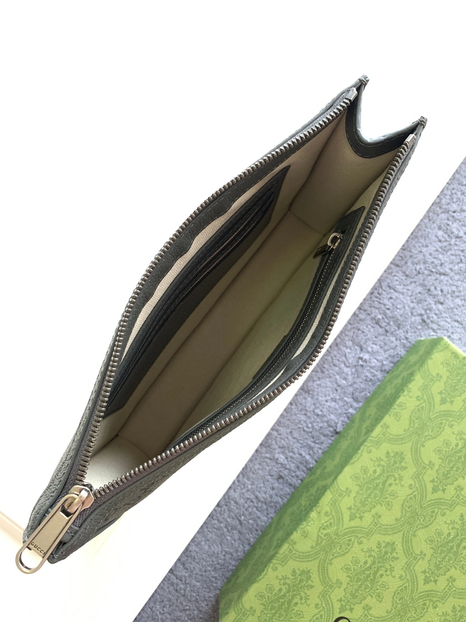 WellDesigned 6589 Gucci AAA Man Wallets