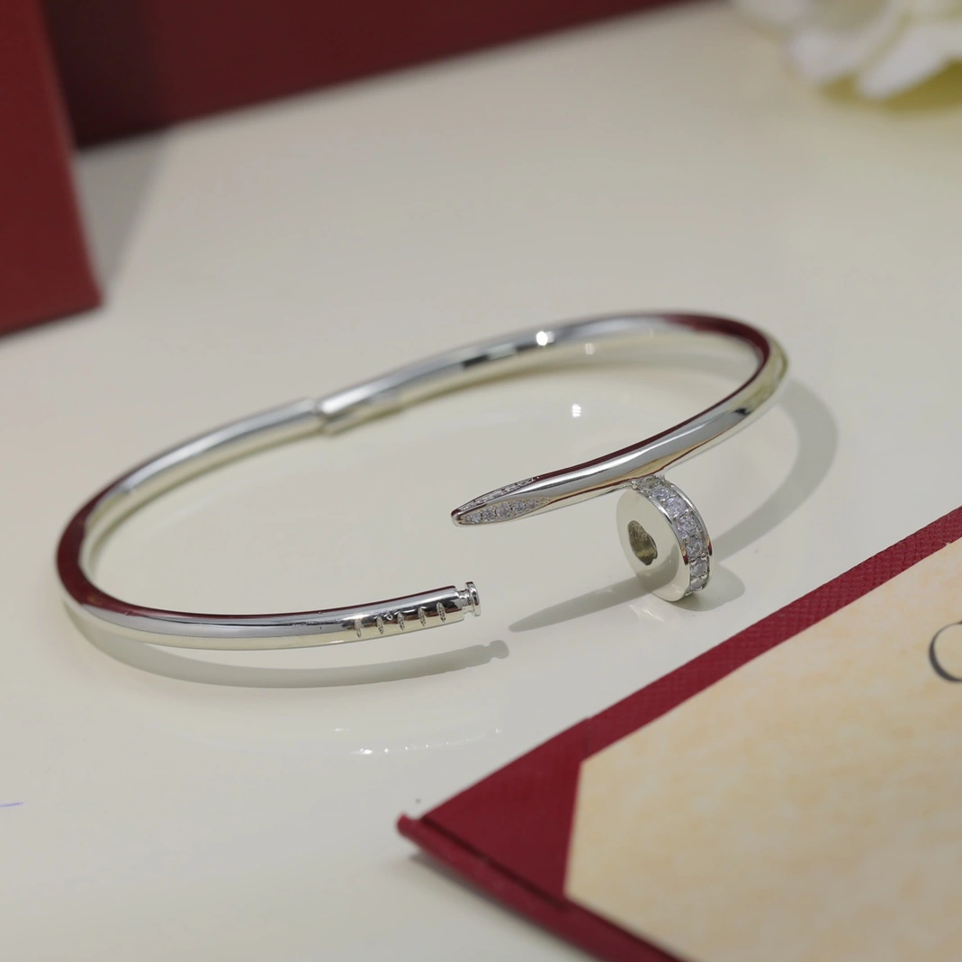 WellDesigned 6627 Cartier bracelets