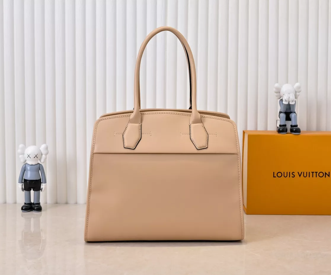 WellDesigned 6674 Louis Vuitton AAA Quality Handbags For Women