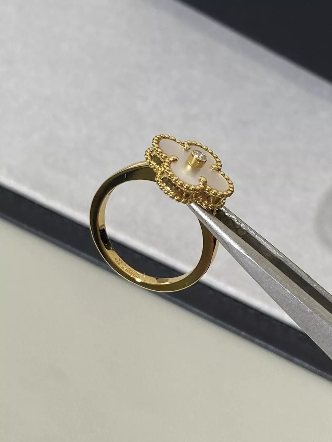 WellDesigned 669 Van Cleef & Arpels Rings For Women