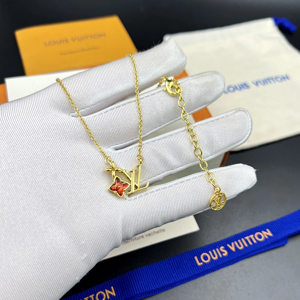 WellDesigned 6697 Louis Vuitton Necklace