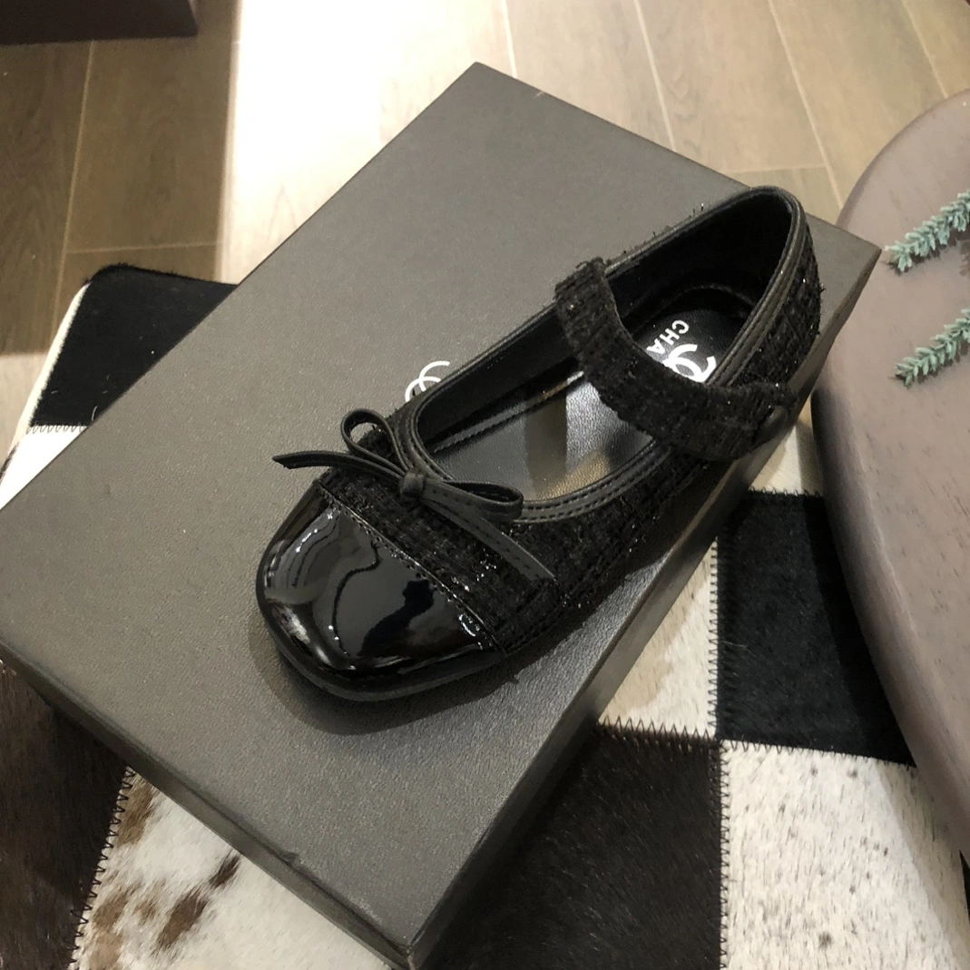 WellDesigned 6707 Chanel Kids' Shoes