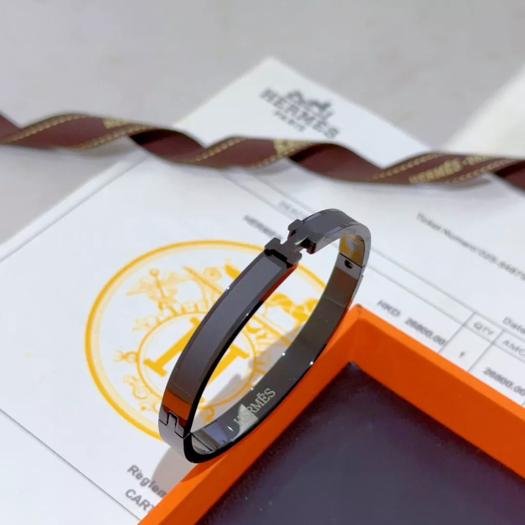WellDesigned 6741 Hermes Bracelets