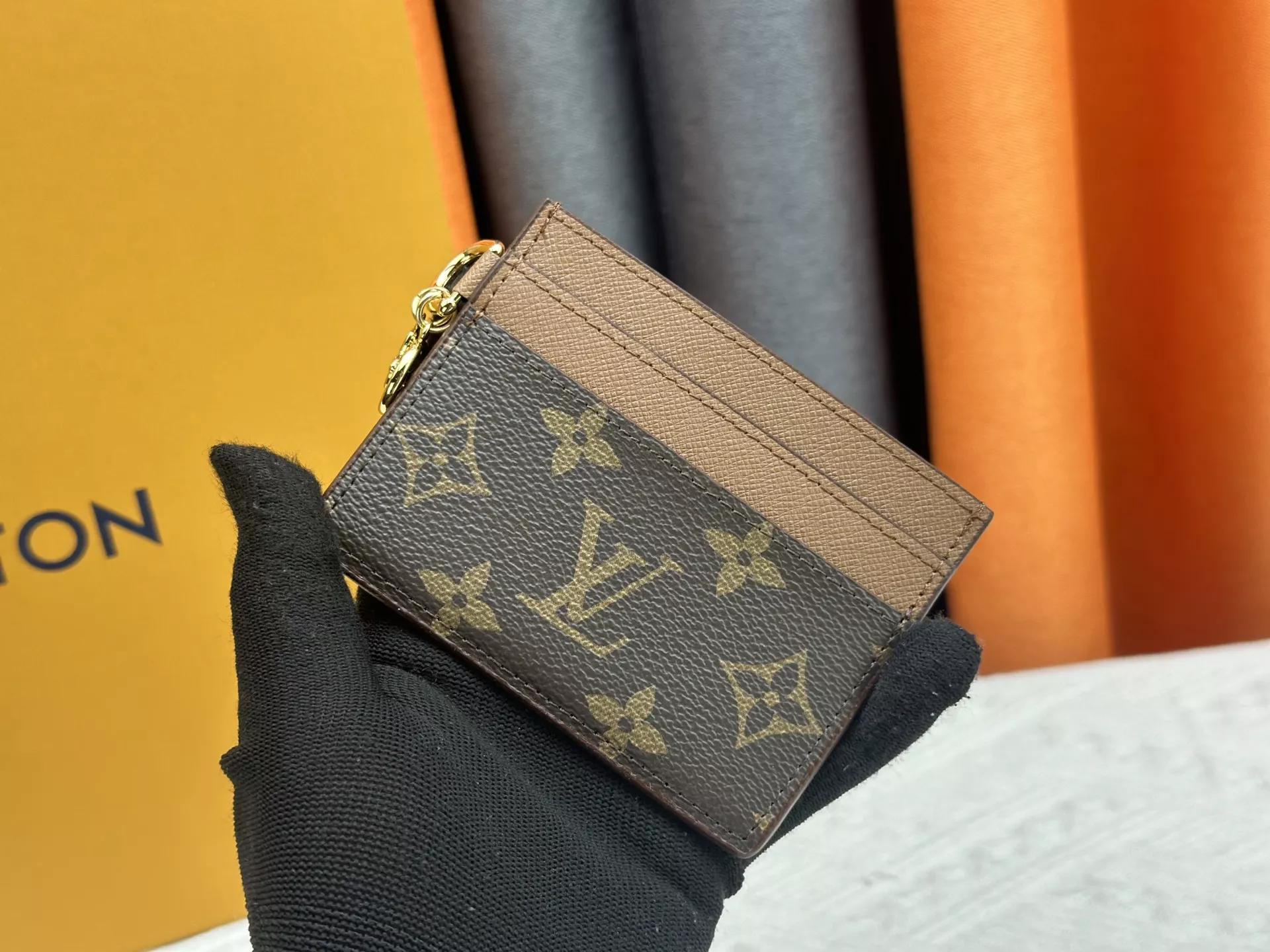 WellDesigned 6793 Louis Vuitton LV Card Case For Women