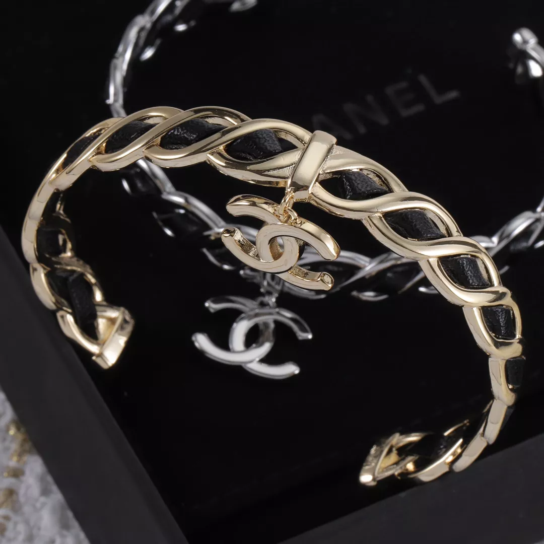 WellDesigned 6811 Chanel Bracelets