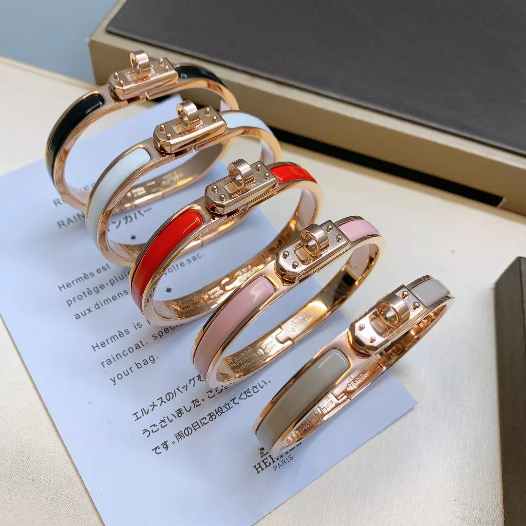 WellDesigned 6843 Hermes Bracelets