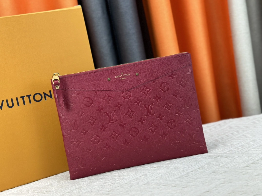 WellDesigned 6956 Louis Vuitton LV Wallets For Unisex