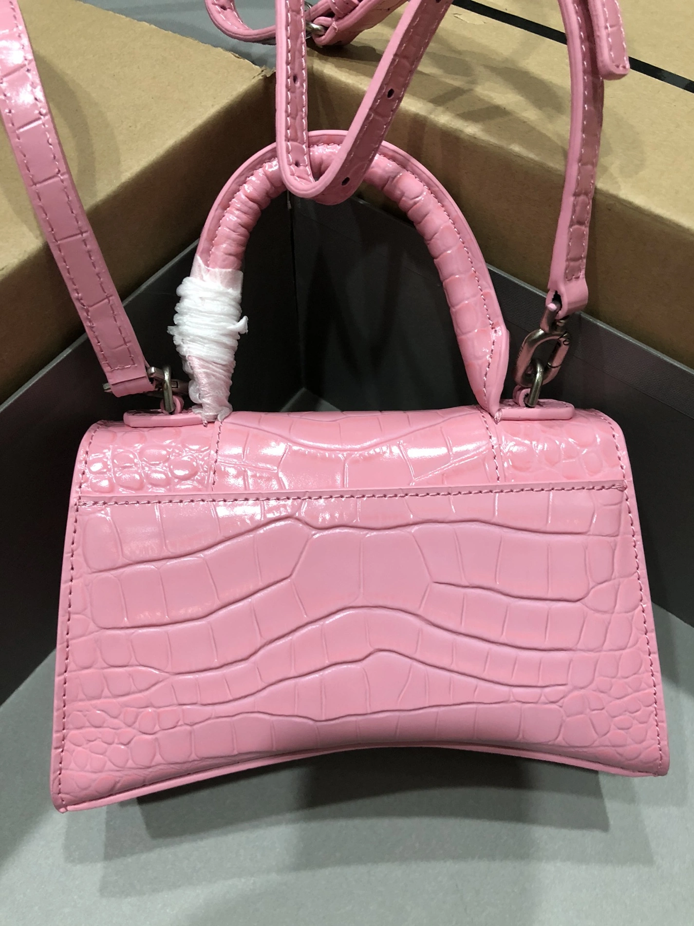 WellDesigned 7082 Balenciaga AAA Quality Handbags For Women