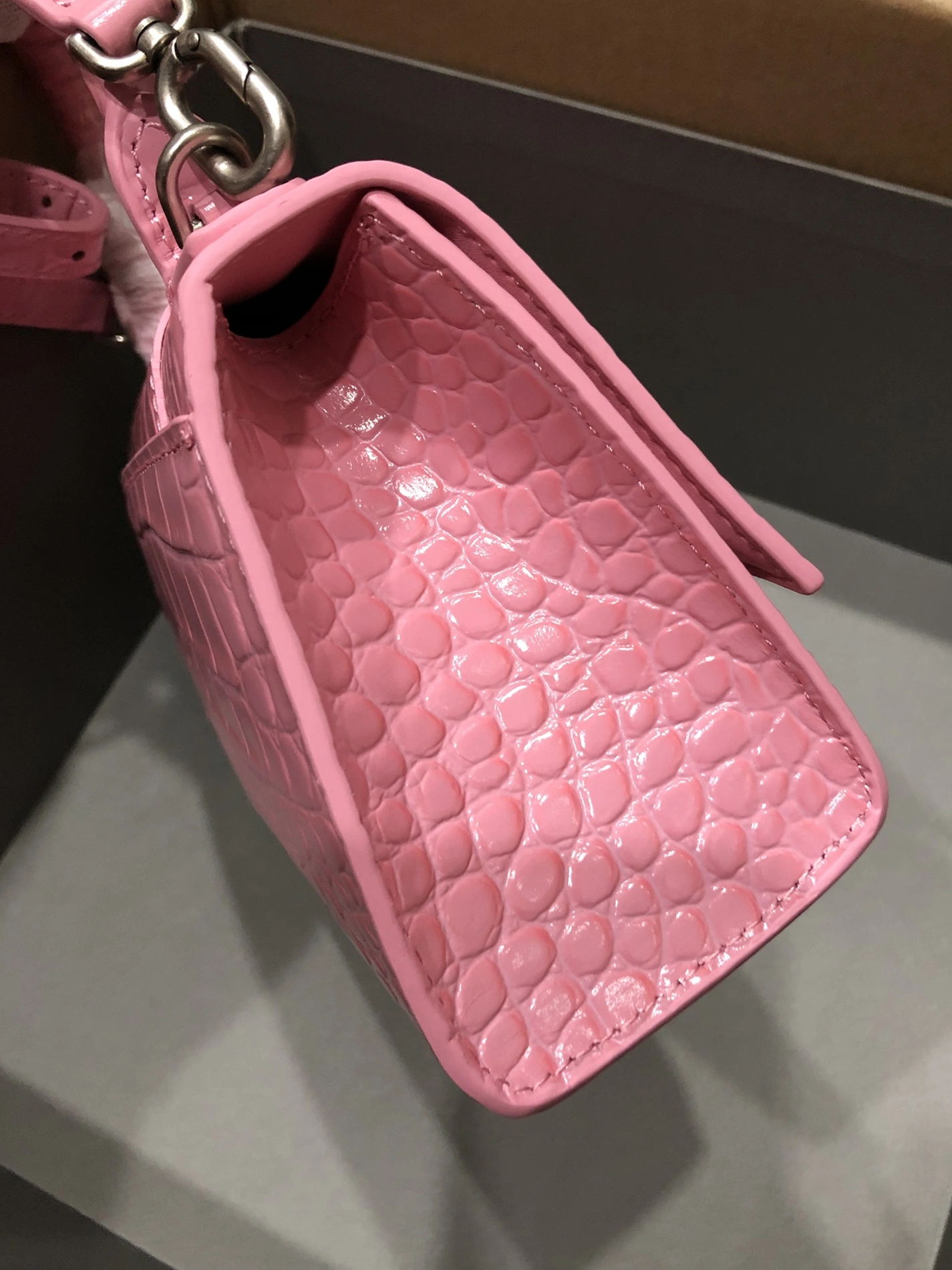 WellDesigned 7082 Balenciaga AAA Quality Handbags For Women