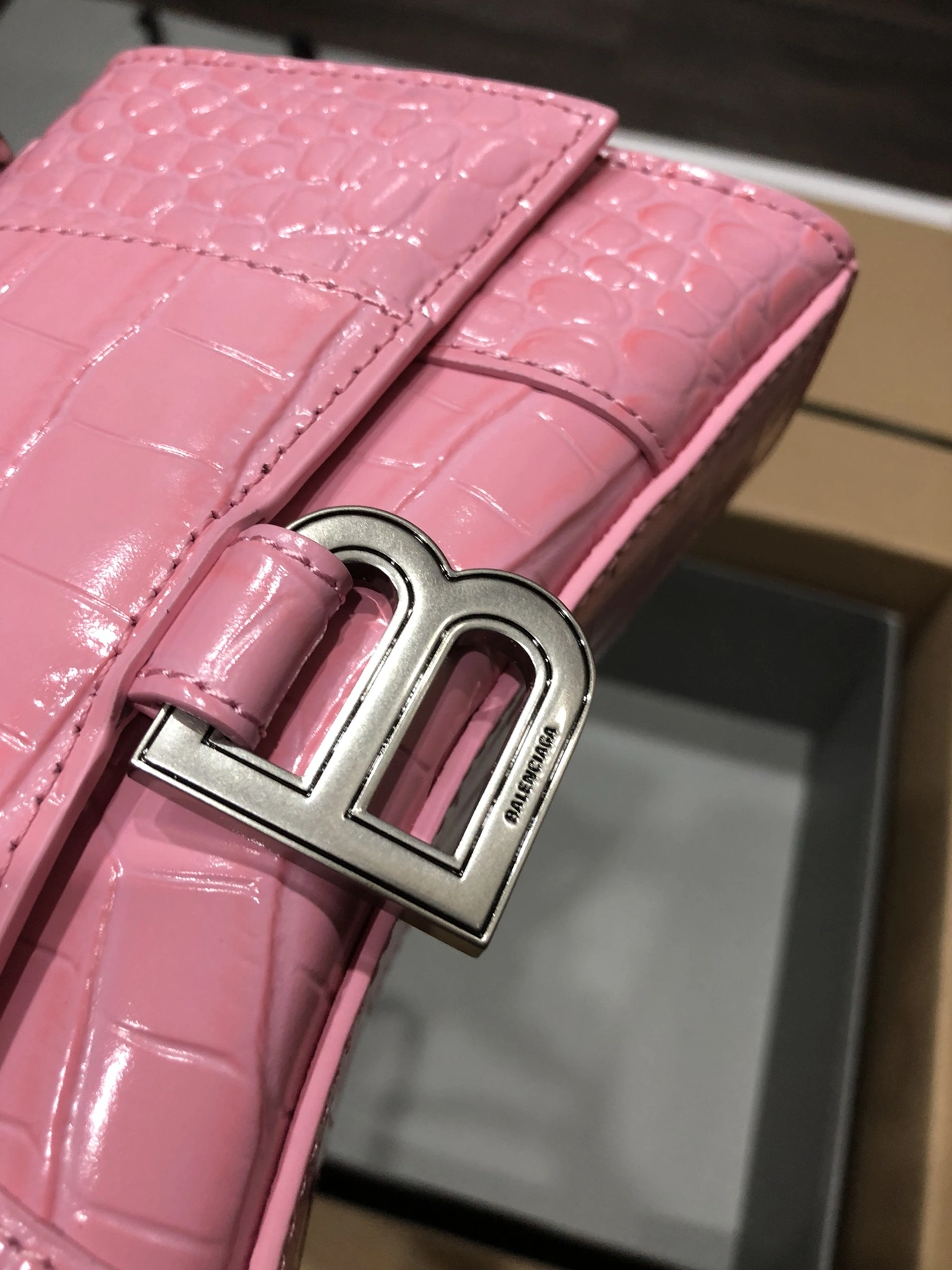 WellDesigned 7082 Balenciaga AAA Quality Handbags For Women