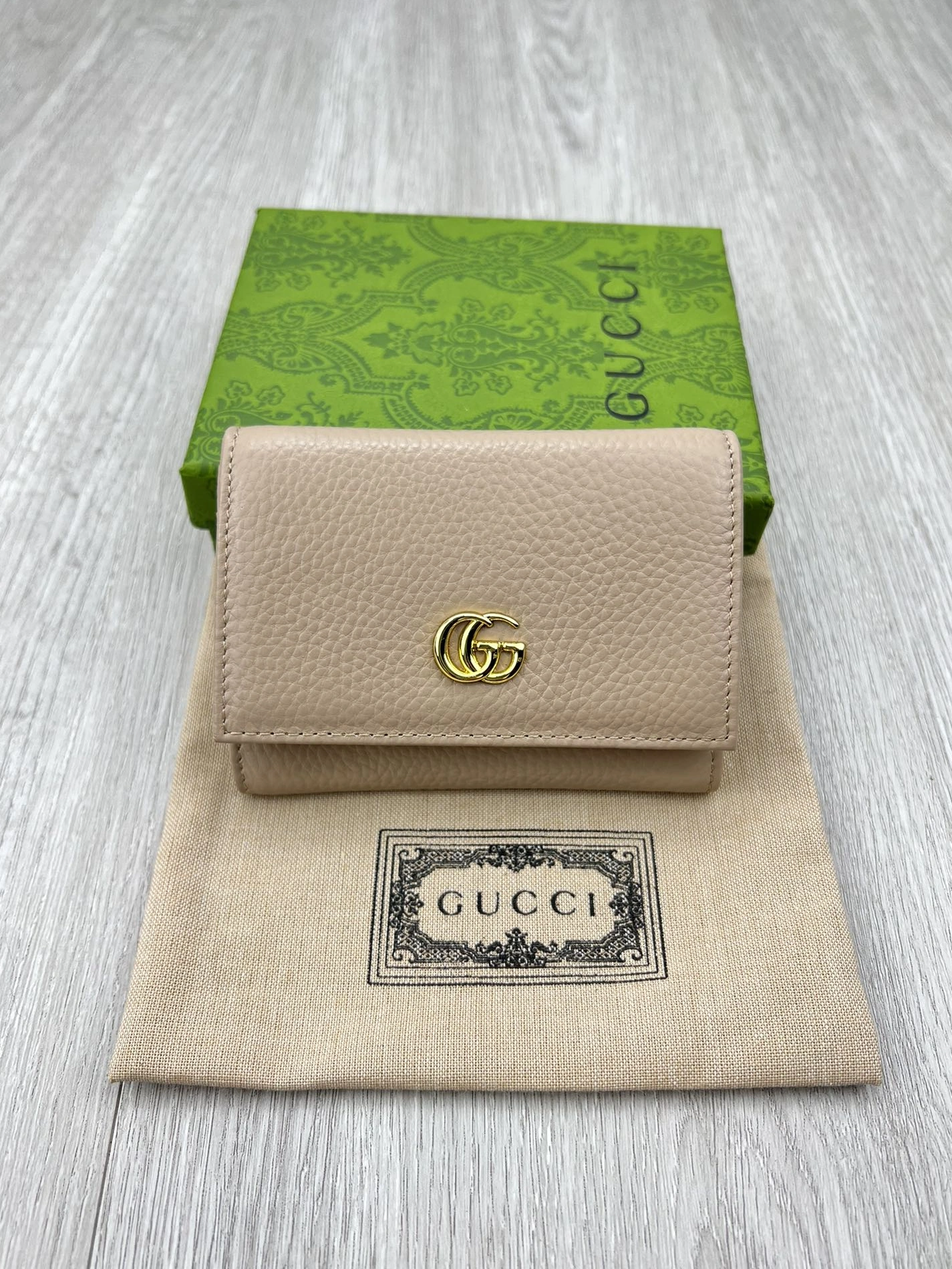WellDesigned 7136 Gucci Wallets For Women