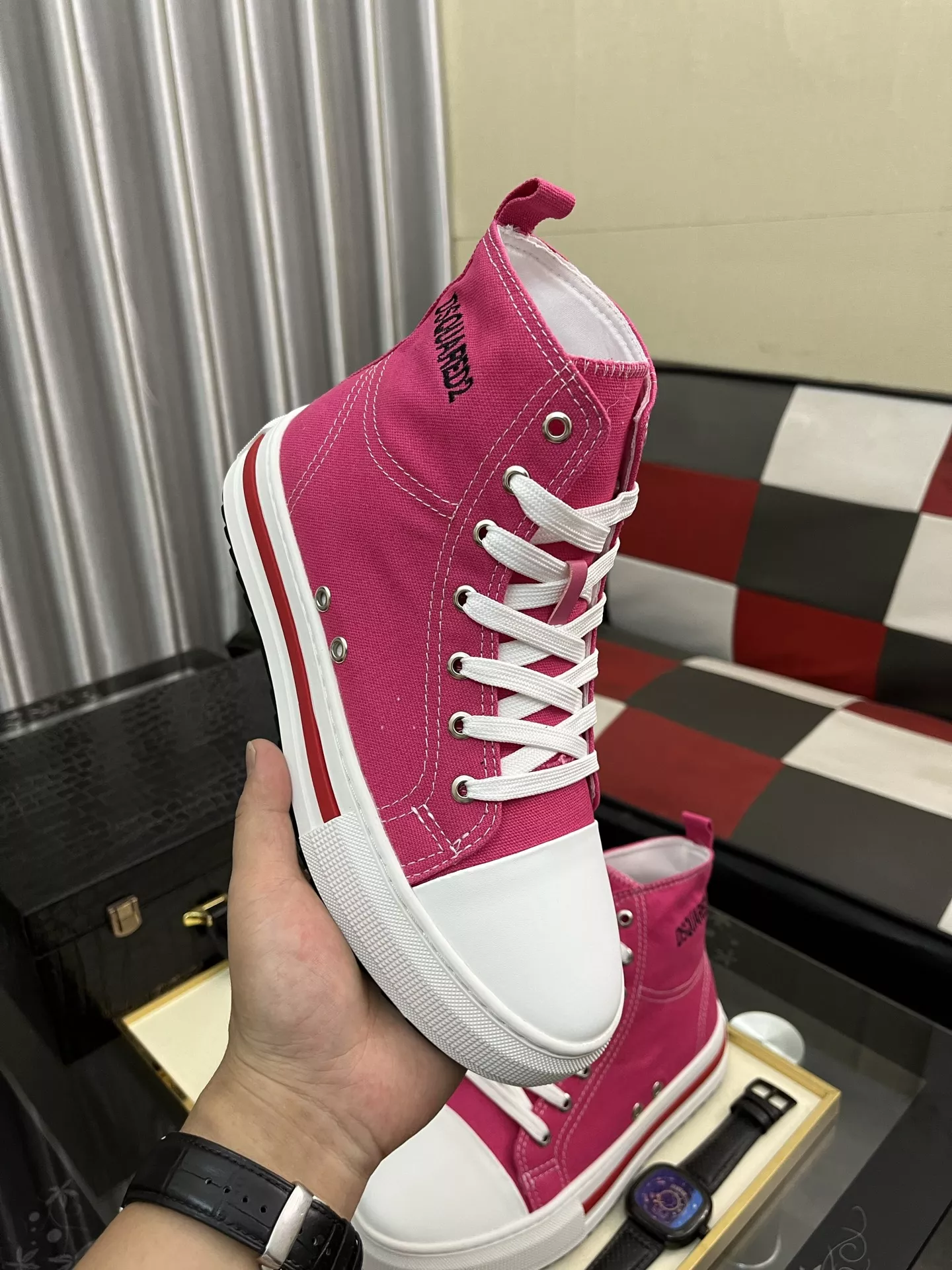 WellDesigned 7219 Dsquared High Tops Shoes For Men