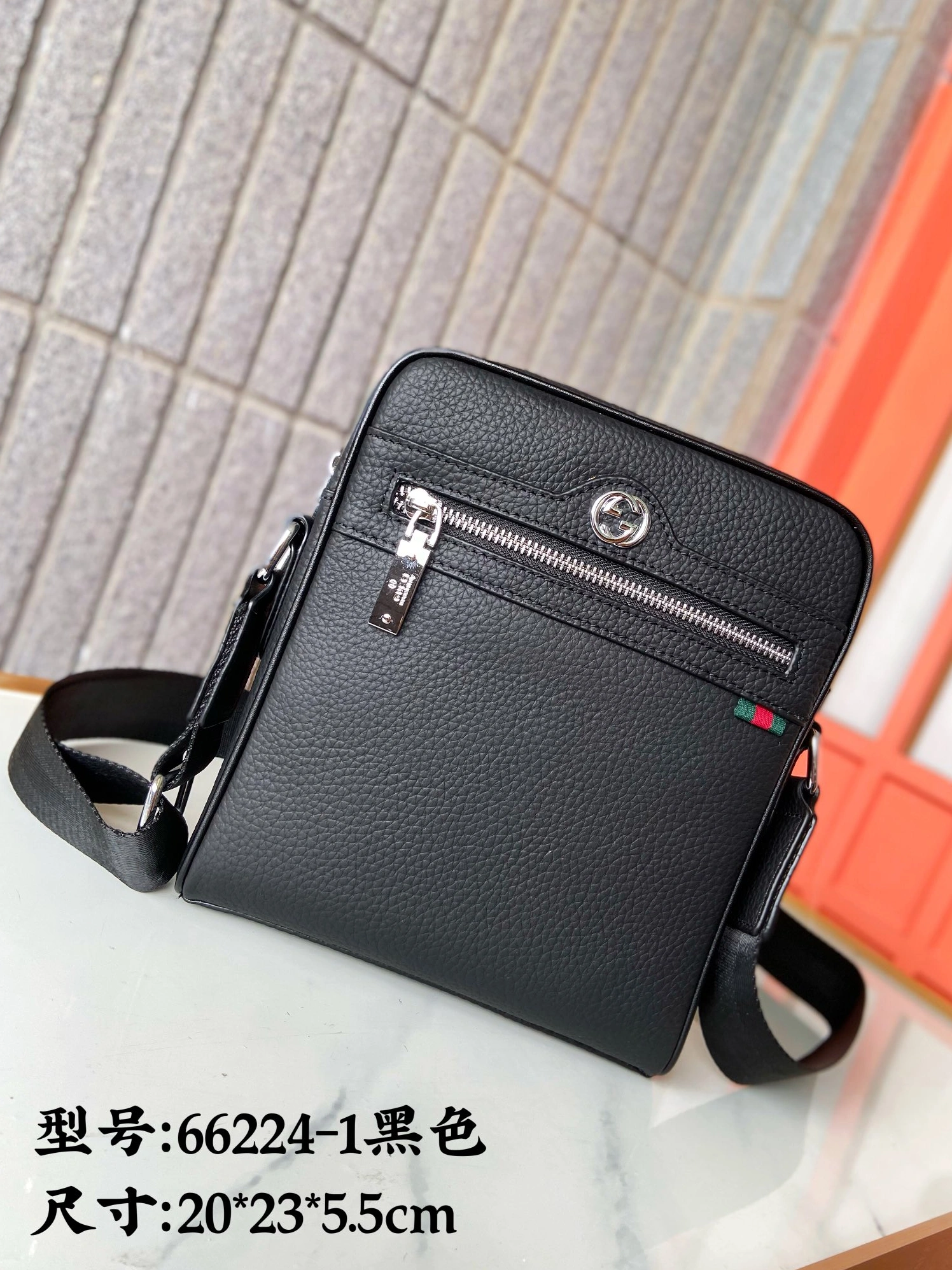 WellDesigned 724 Gucci AAA Man Messenger Bags