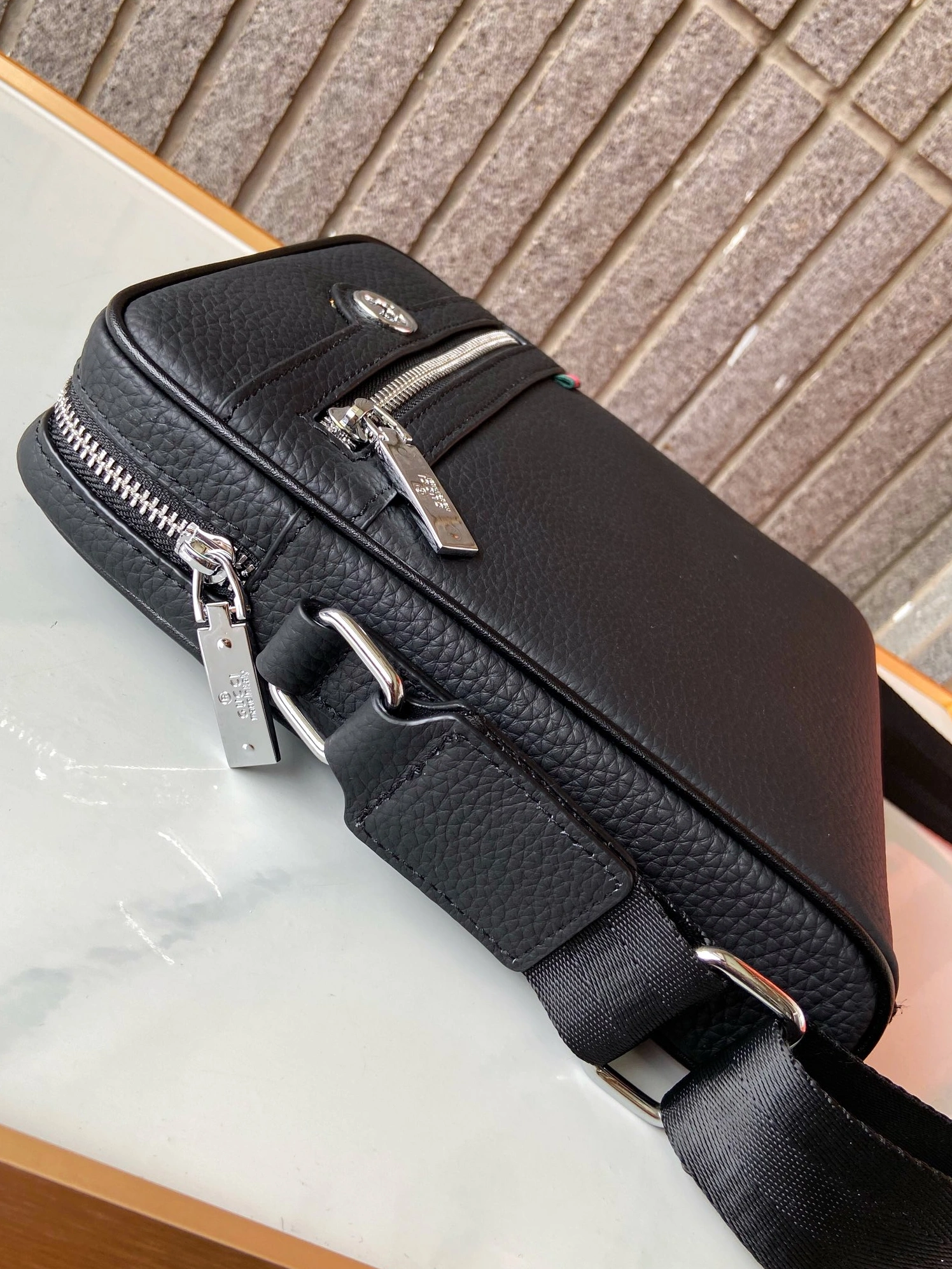 WellDesigned 724 Gucci AAA Man Messenger Bags